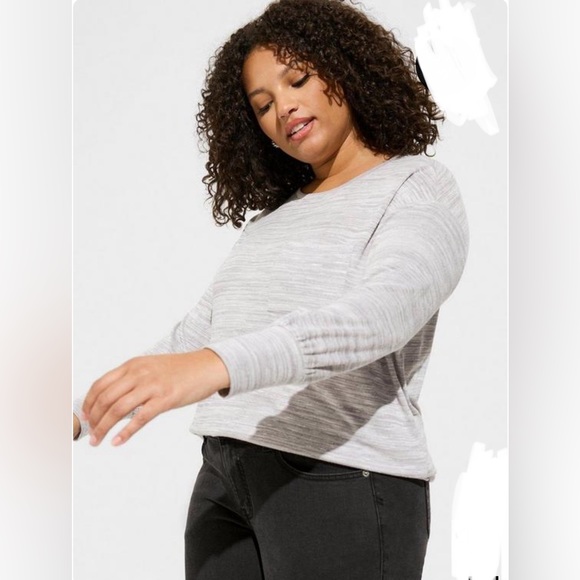 Torrid Unbrushed Hacci Drop Shoulder Pocket Sweatshirt | Heather Grey | Size 1 - Picture 1 of 5